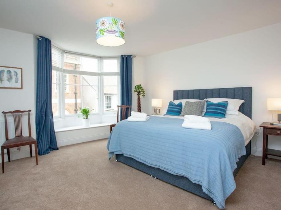 2 Central, Spacious, Apartment With Private Patio Sidmouth Extérieur photo